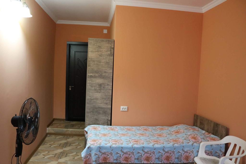 Guest House Barbi Кобулеті Екстер'єр фото