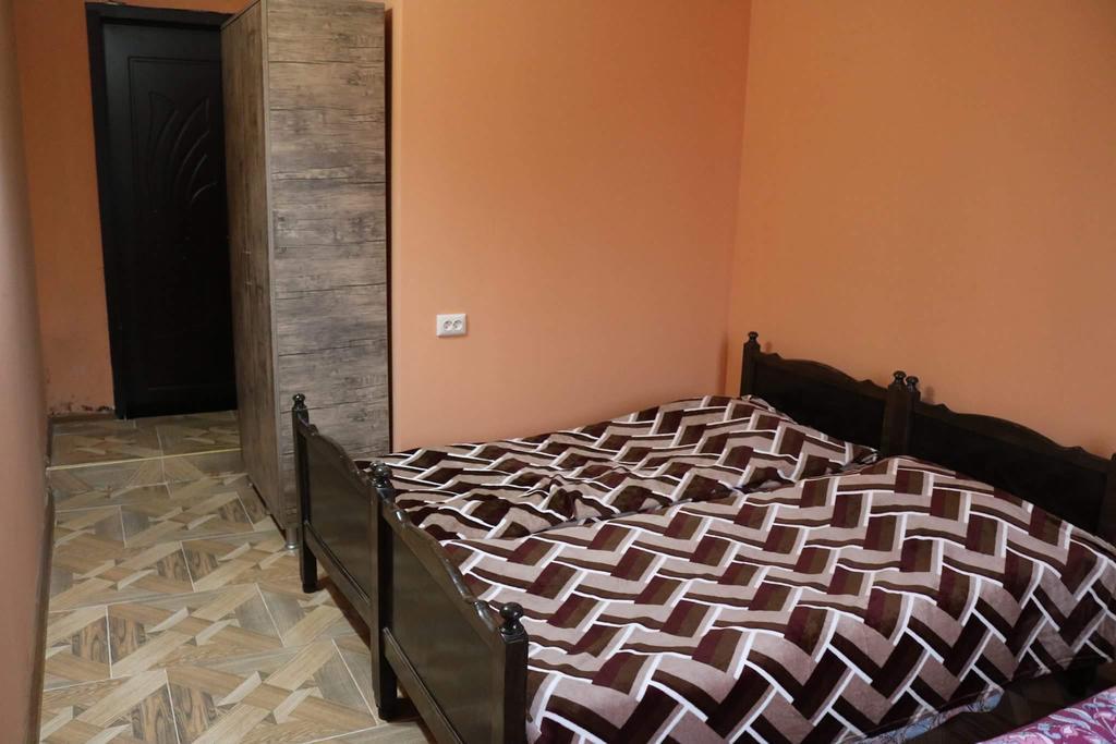 Guest House Barbi Кобулеті Екстер'єр фото